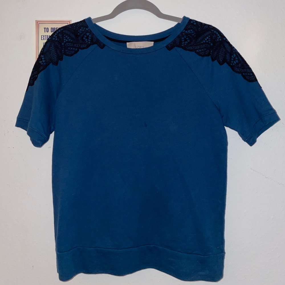 LOFT NAVY BLUE TOP